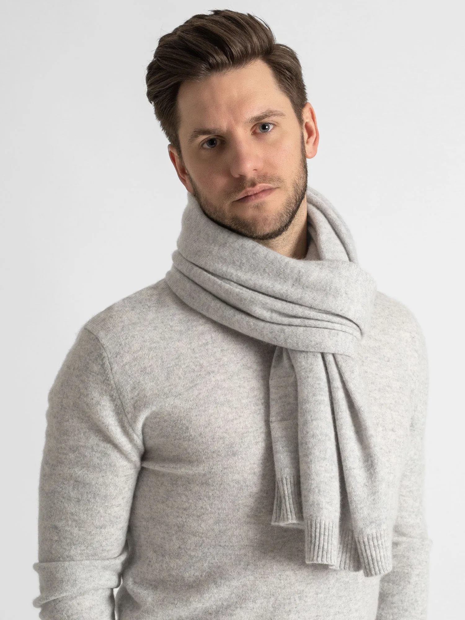 Cashmere scarf "Urban" - light grey